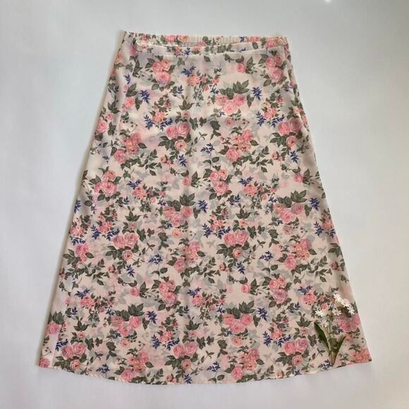 Vintage soft pink floral skirt - Picture 2 of 8
